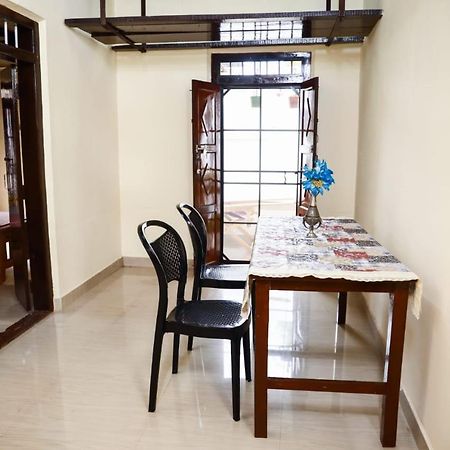 Bobbys Corner Appartement Alappuzha Buitenkant foto