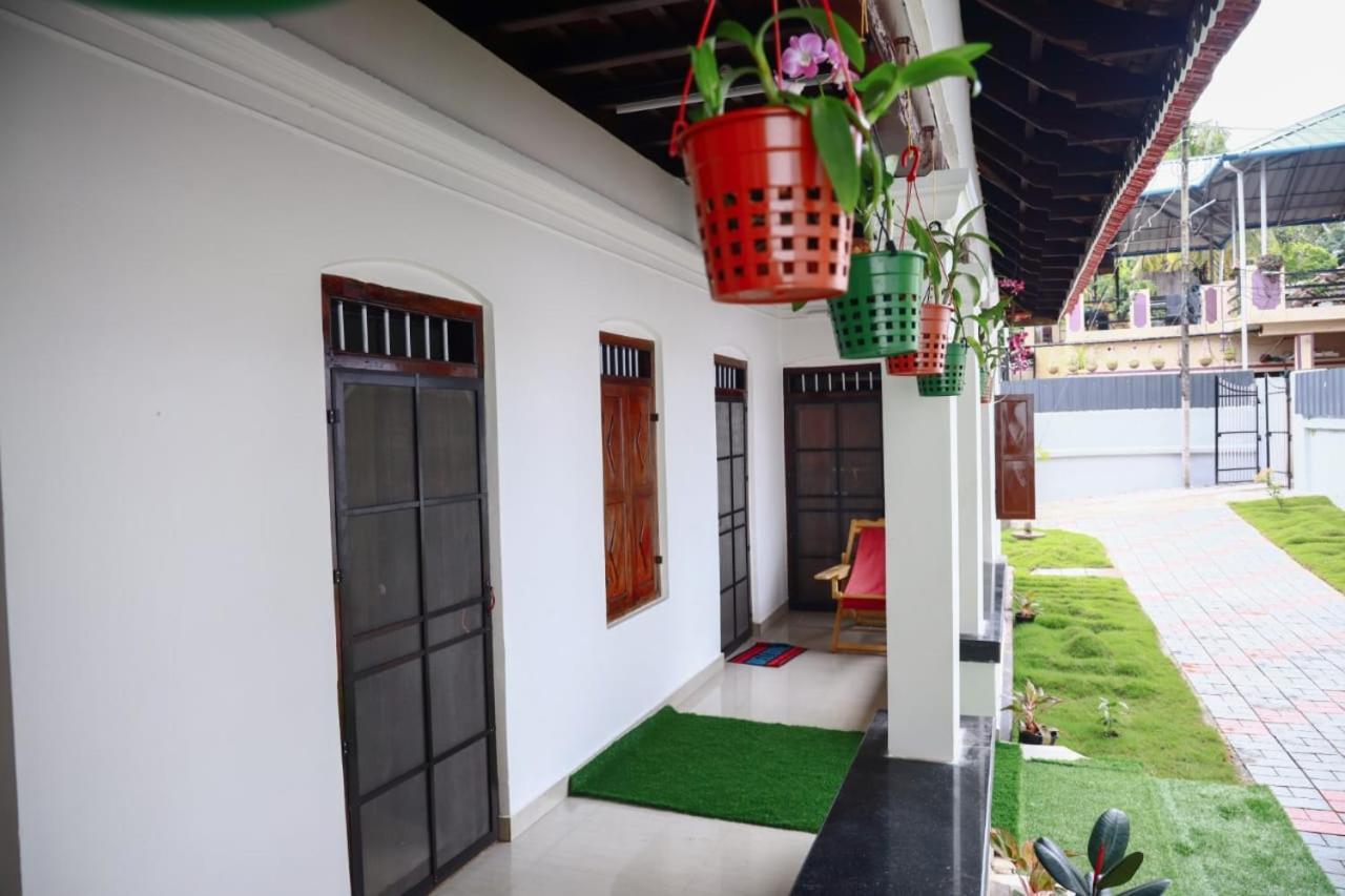 Bobbys Corner Appartement Alappuzha Buitenkant foto